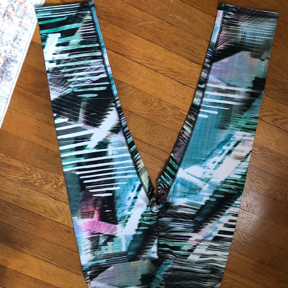 Workout leggings.